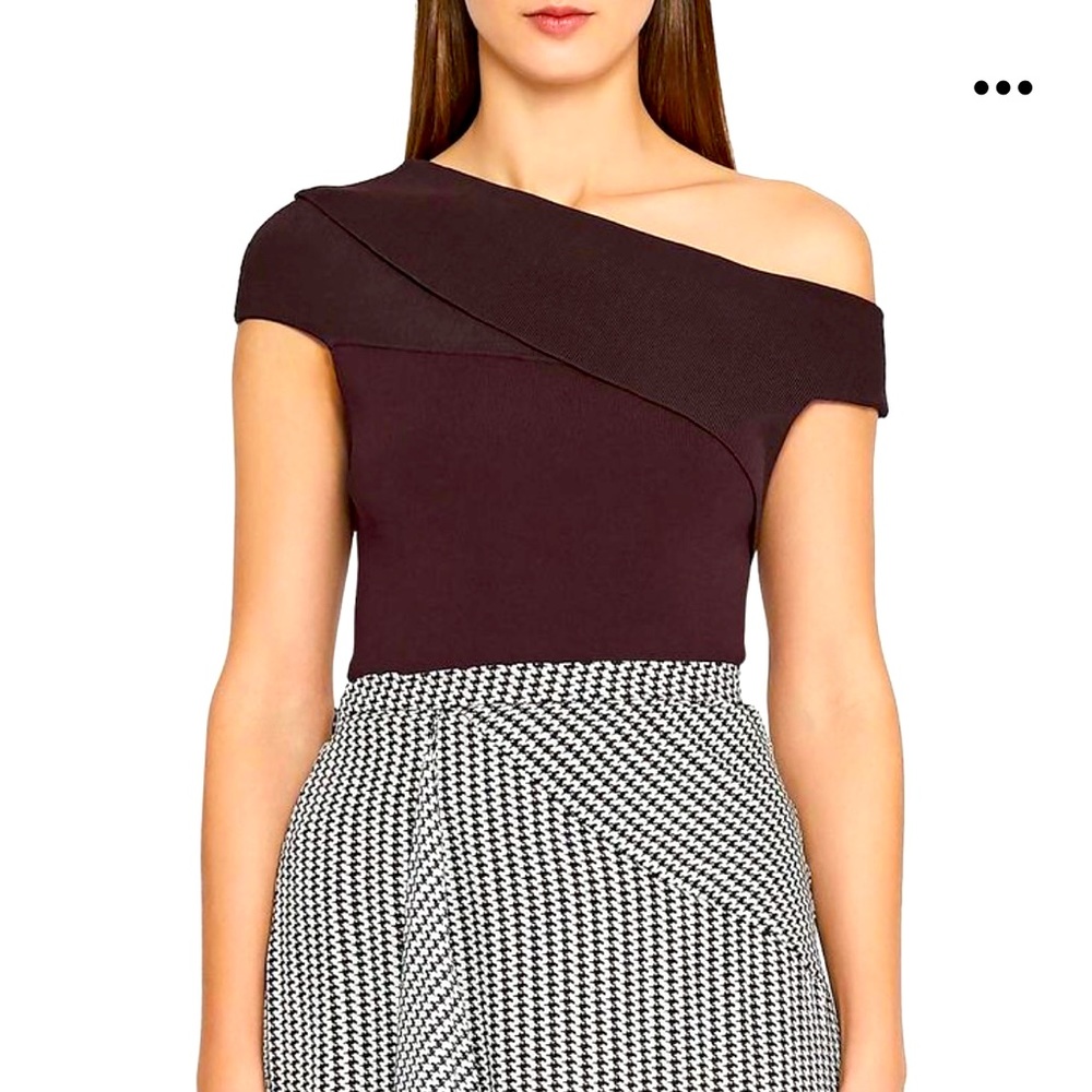 Reiss “Indigo” one-shoulder top in Berry.